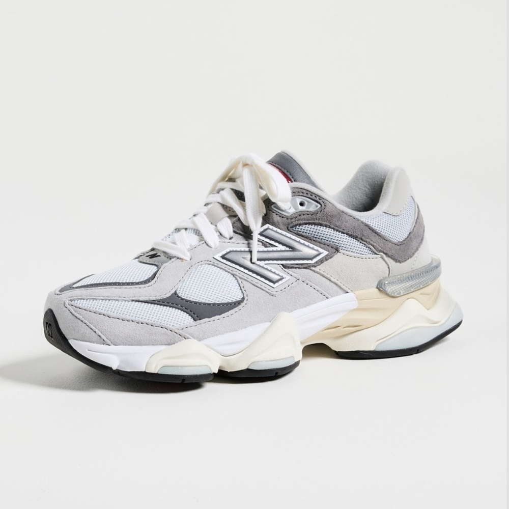 New Balance 9060 Sneakers, grey and white, Size 7 (Almost New, fits like 8)